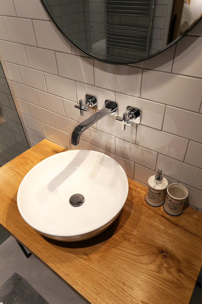 White Rooms by Belmont Realty