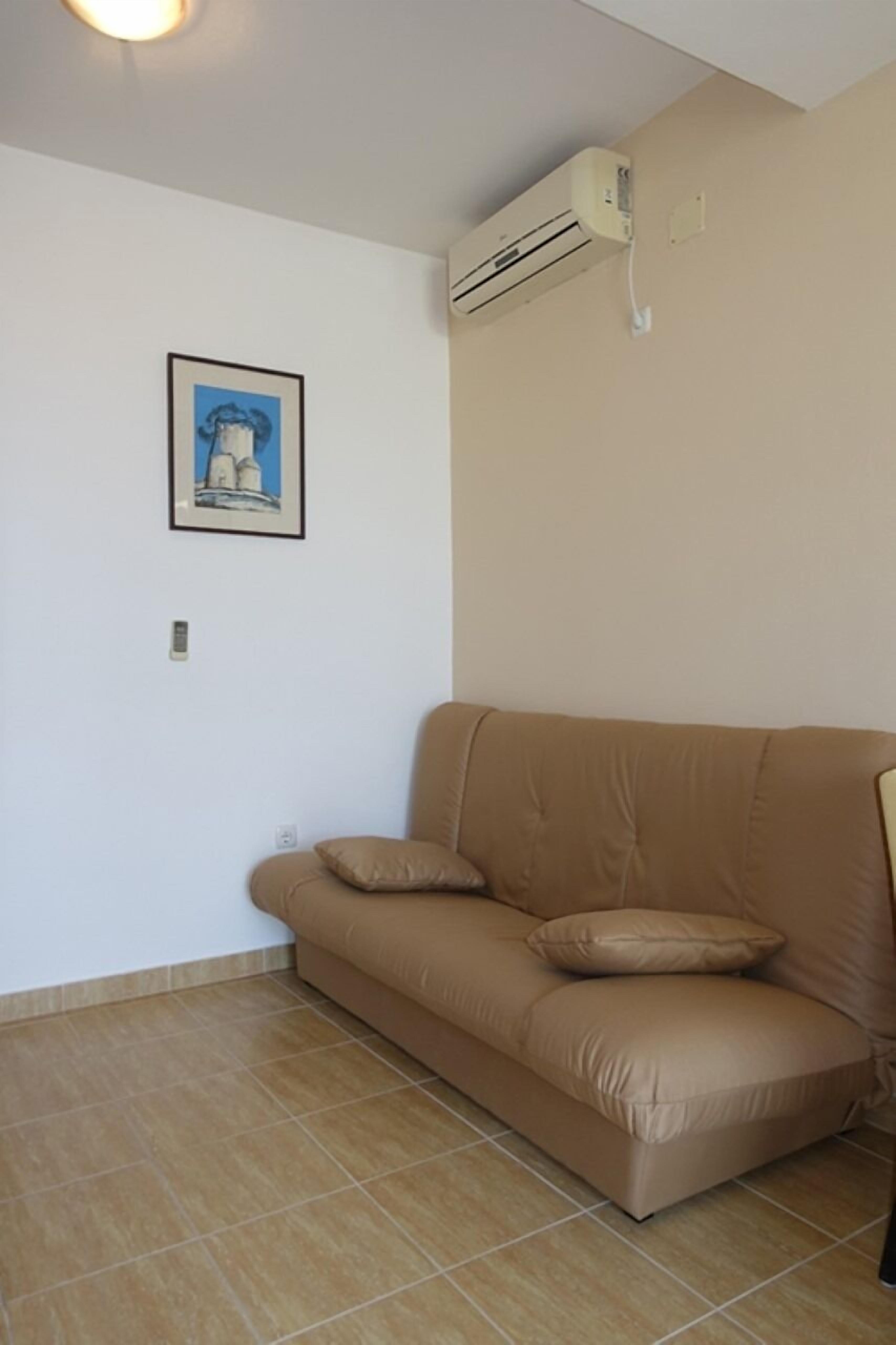Apartments Ivo