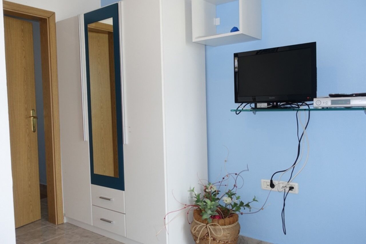 Apartments Ivo