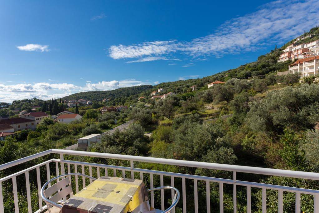 Apartments Njiric