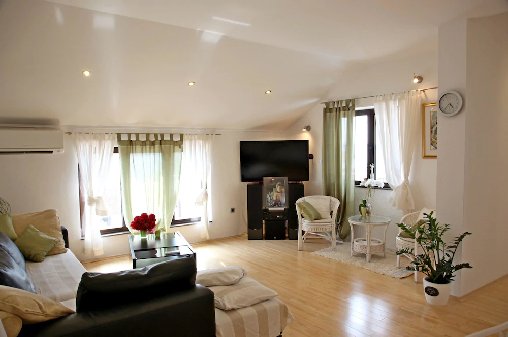 Apartments Ana