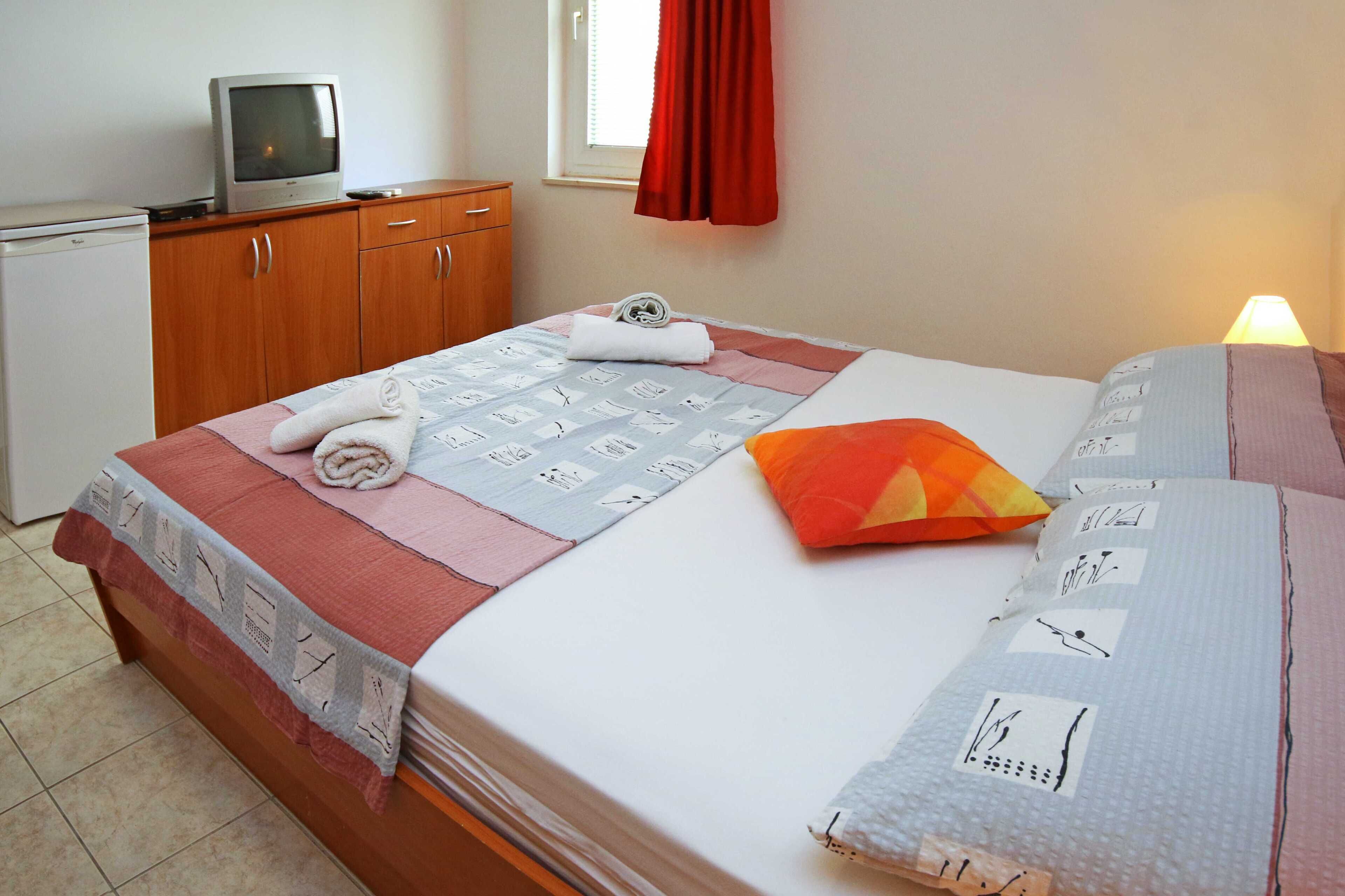 Apartments & Rooms Villa Petra