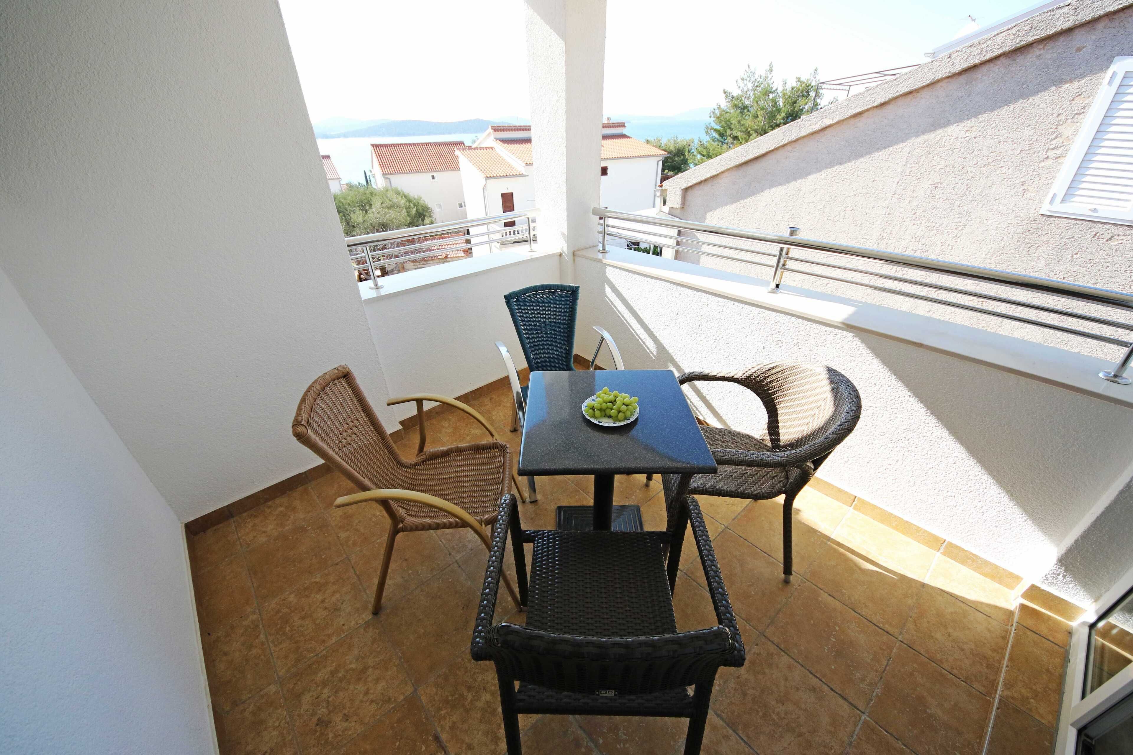 Apartments & Rooms Villa Petra