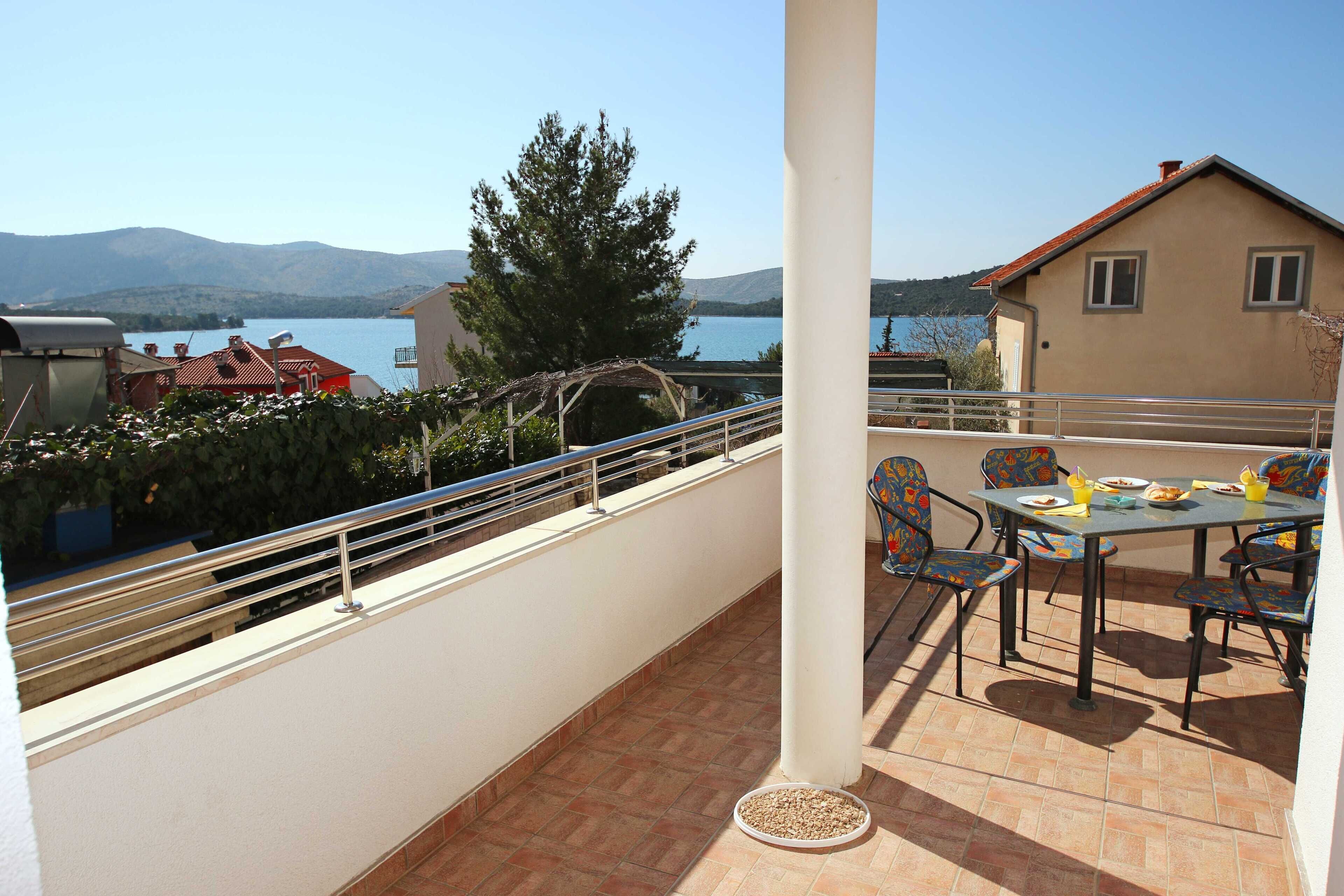 Apartments & Rooms Villa Petra