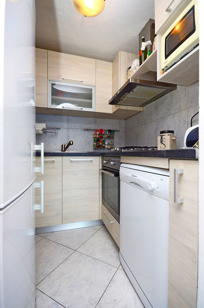 House Milovan