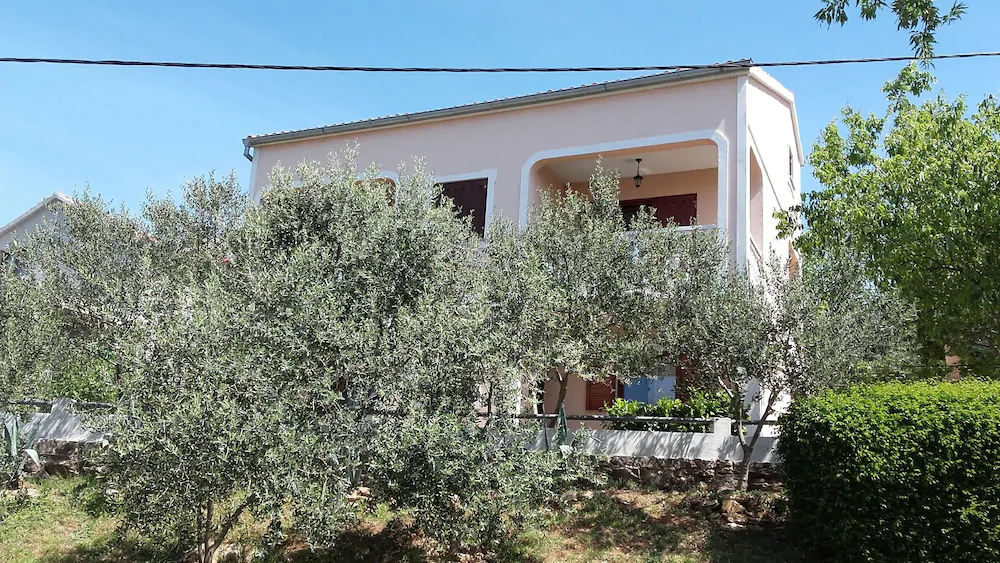 Apartments Smilje & Maslina