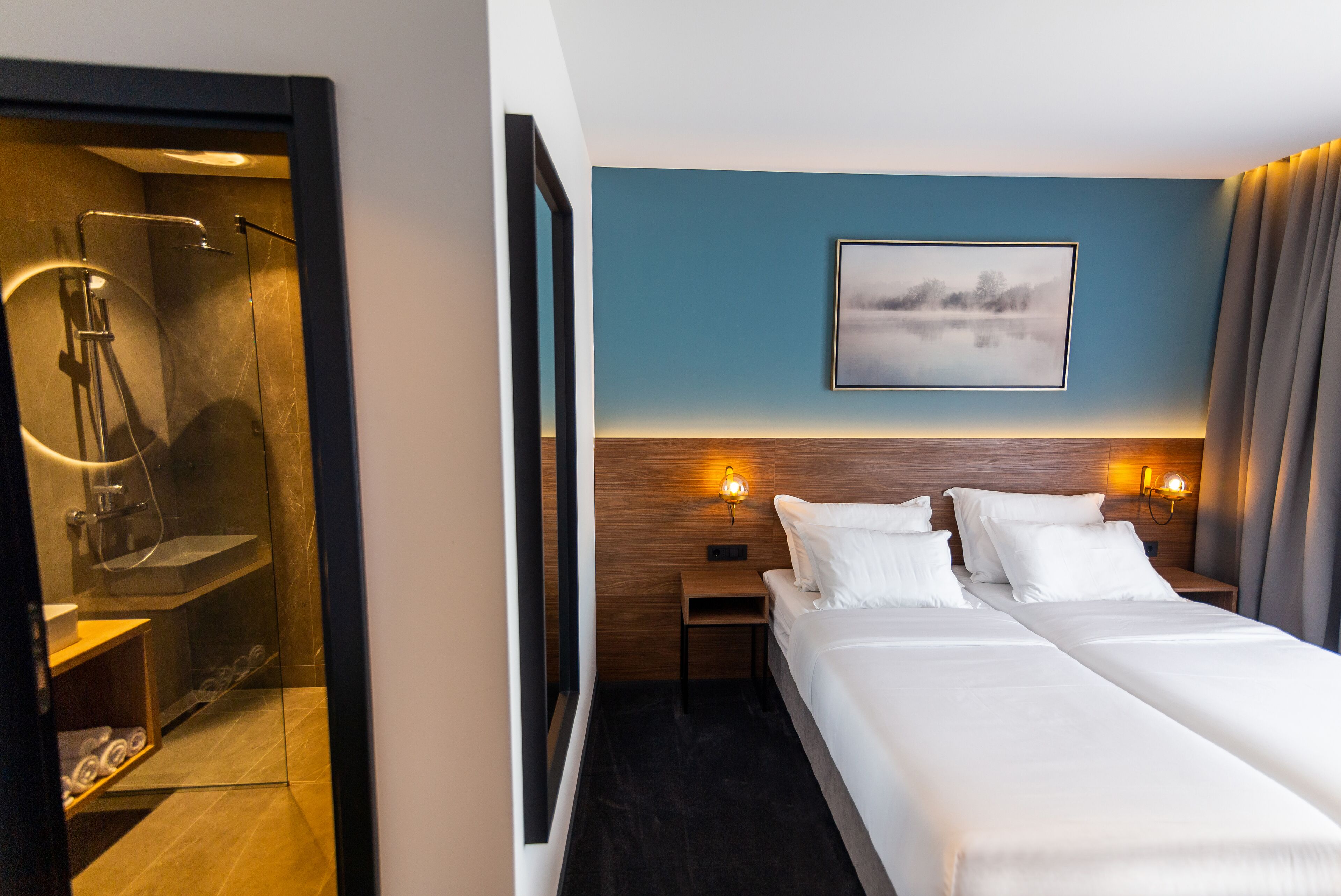 Boutique Rooms 76