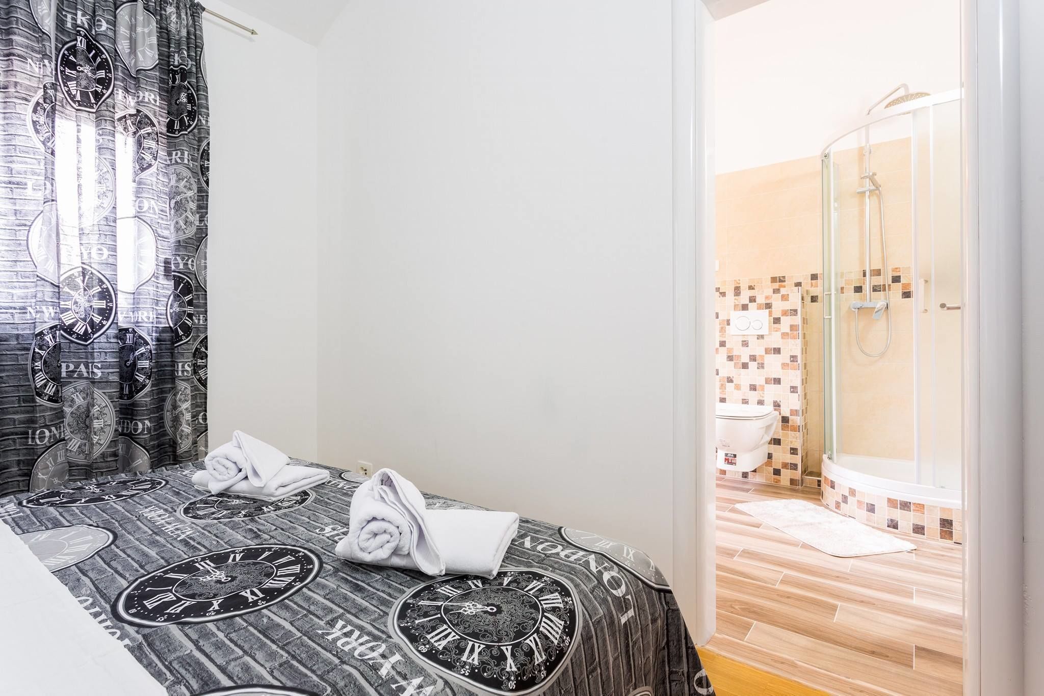 Holiday House Klaric