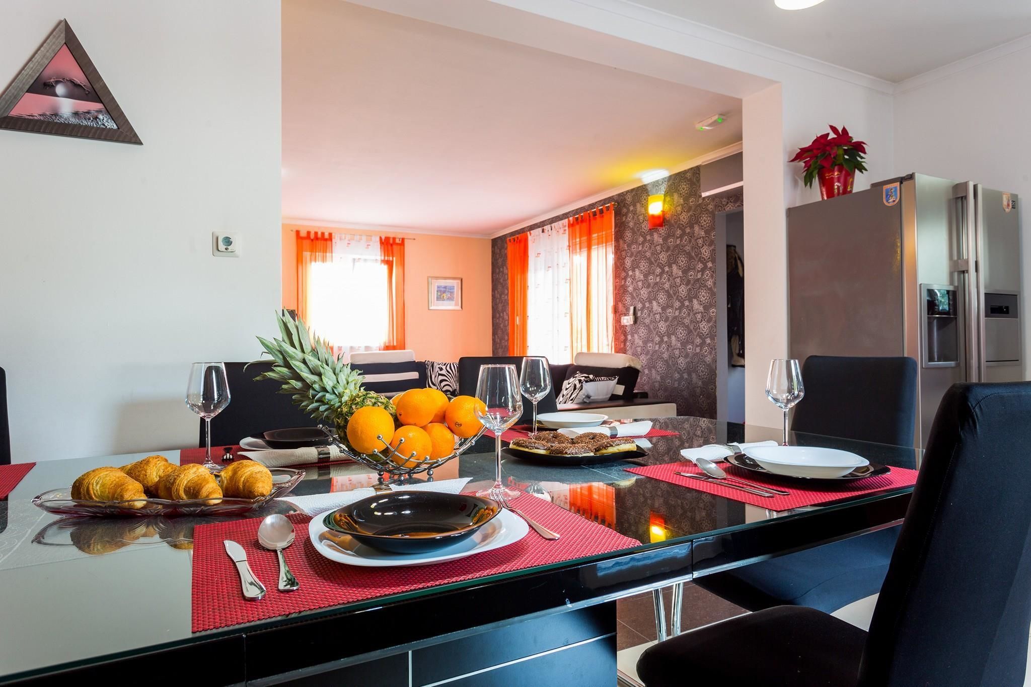 Holiday House Klaric