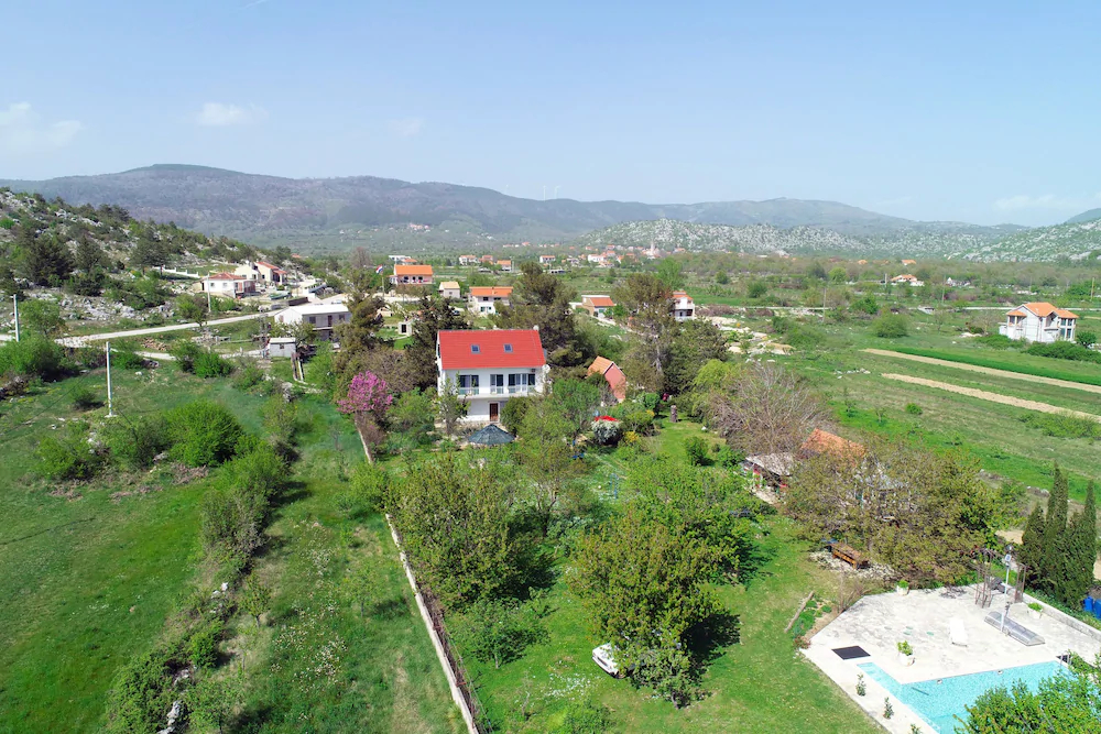 Villa Green