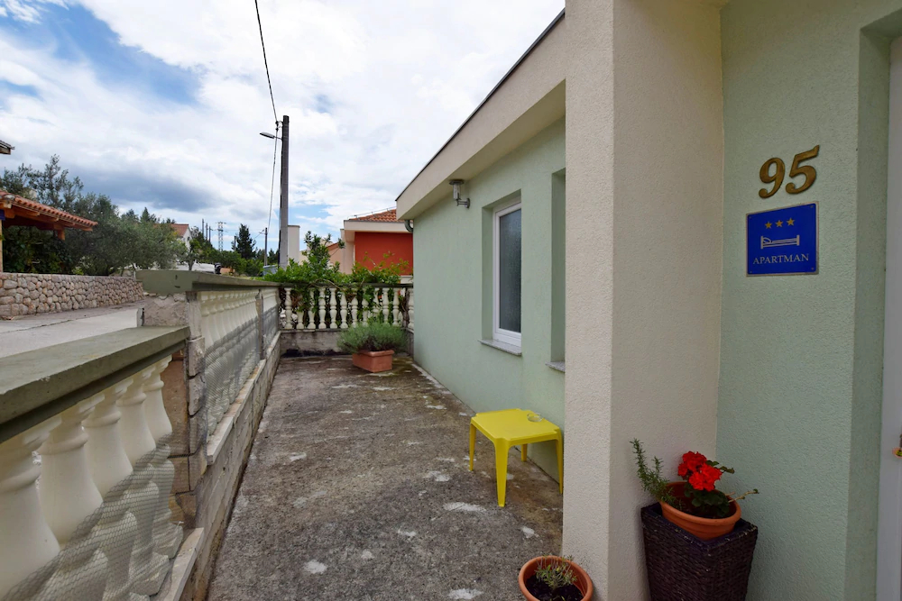 Apartment Una