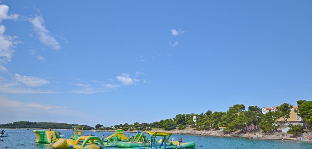 Apartments Davor