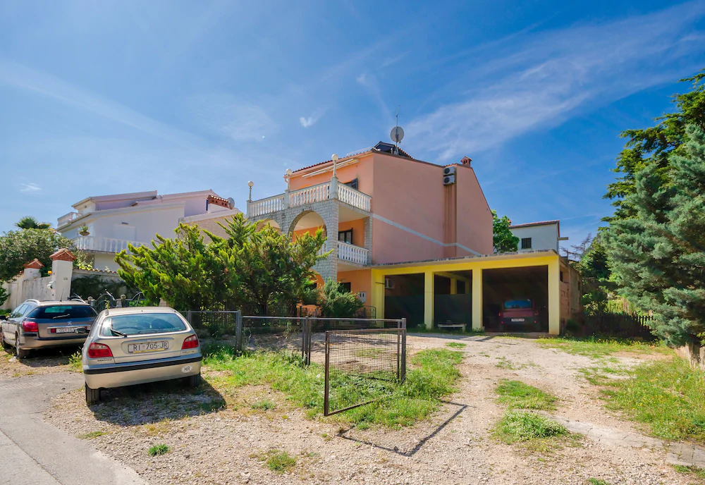 Apartments Drago