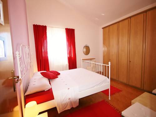 Apartments Villa Loredana 233