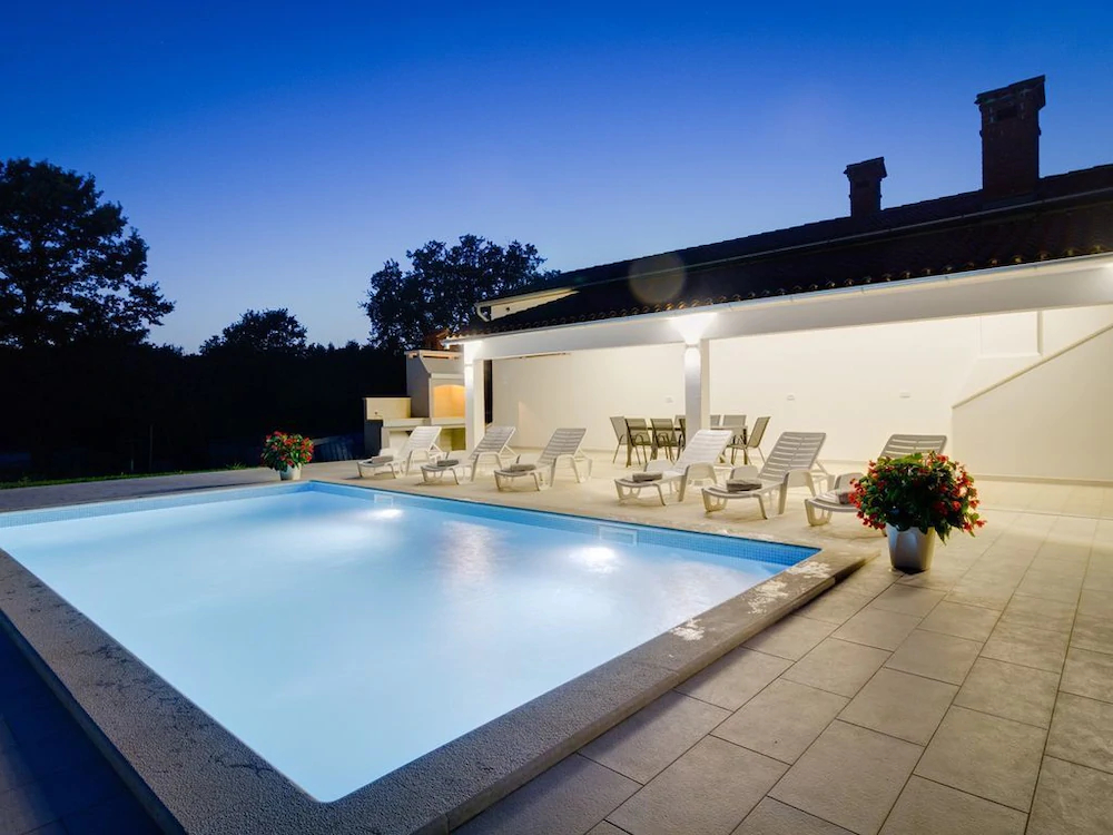 Lovely Villa Piljan