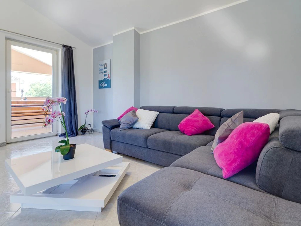 Lovely Villa Piljan