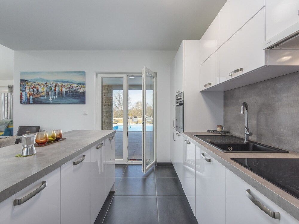 Villa Ragusa Near Rovinj - 3 Br Villa