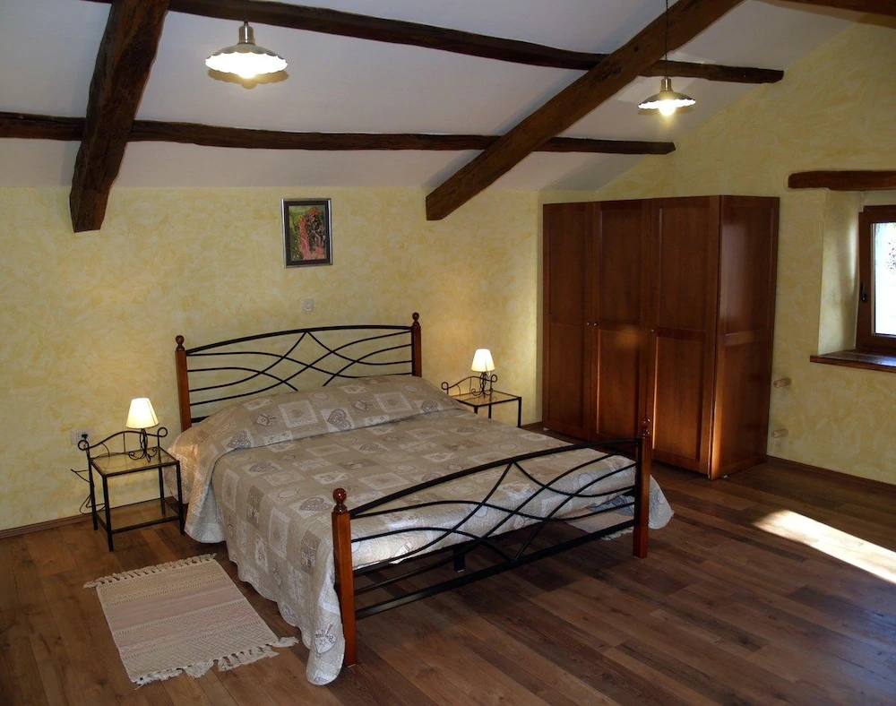 Holiday House Kapitani