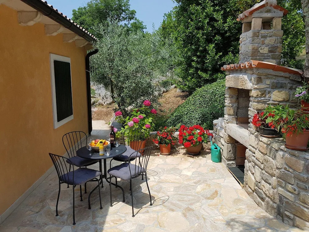 Holiday House Kapitani