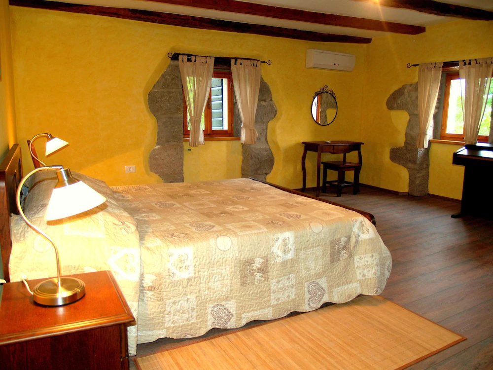 Holiday House Kapitani