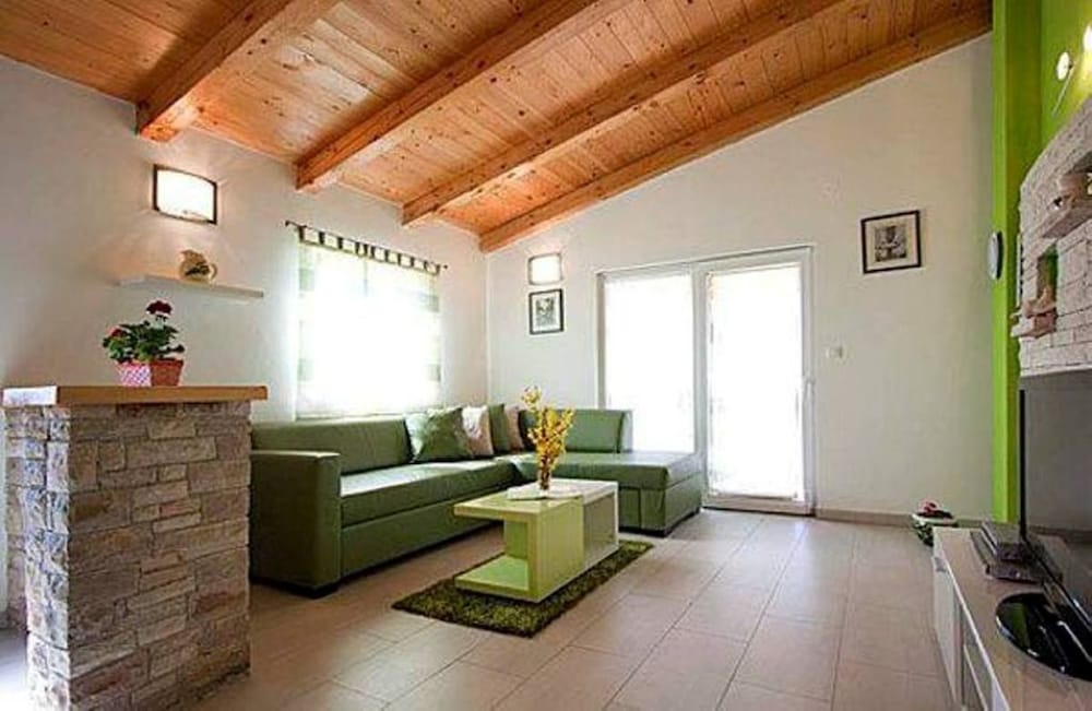 House Tri Marije