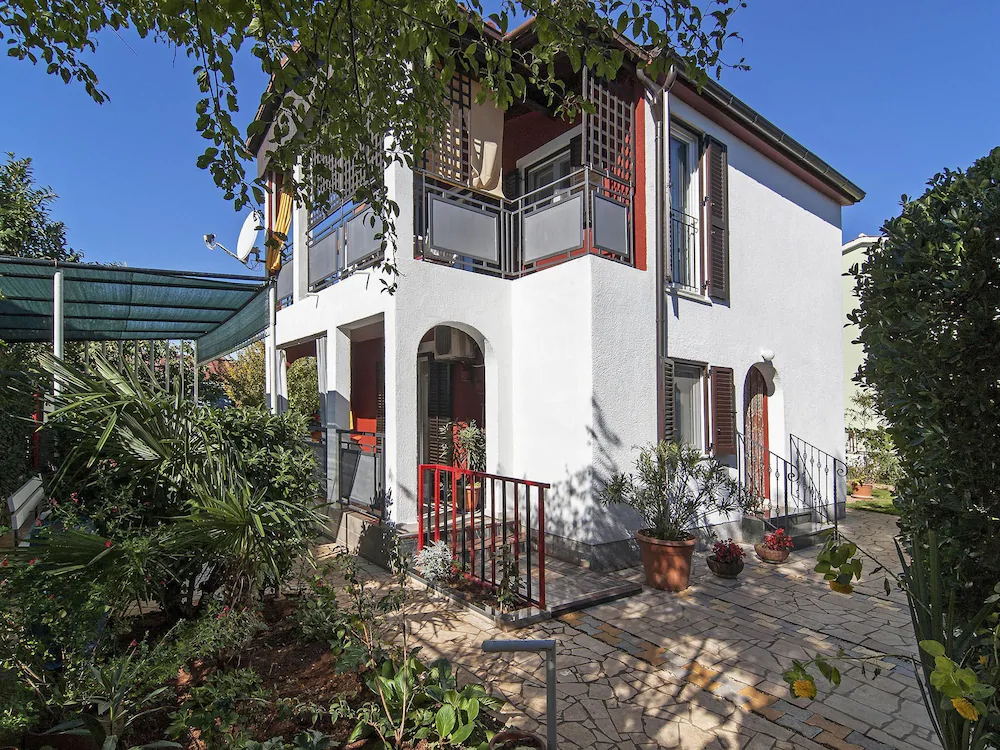 Apartments Ana Valbandon