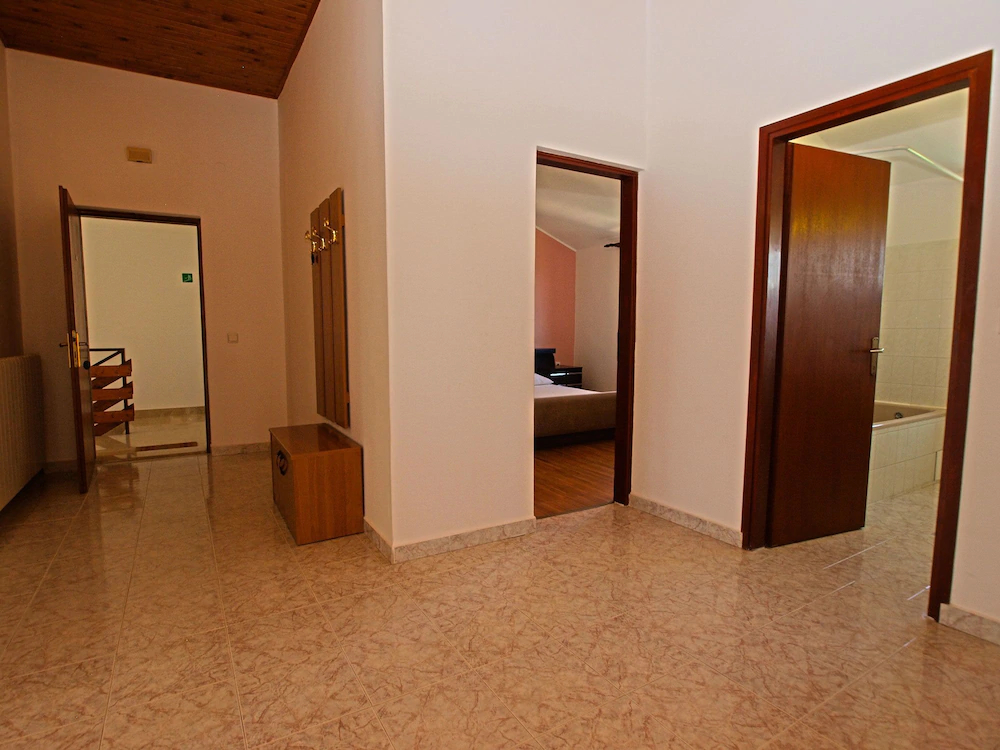 Apartments Milio 1105