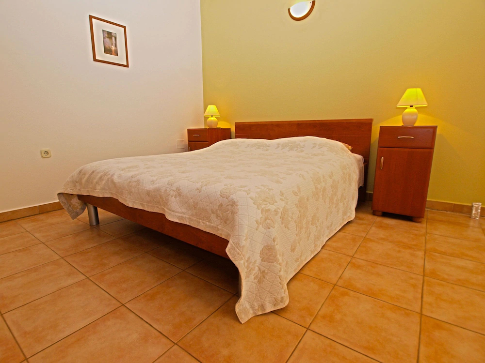 Apartments Milio 1105