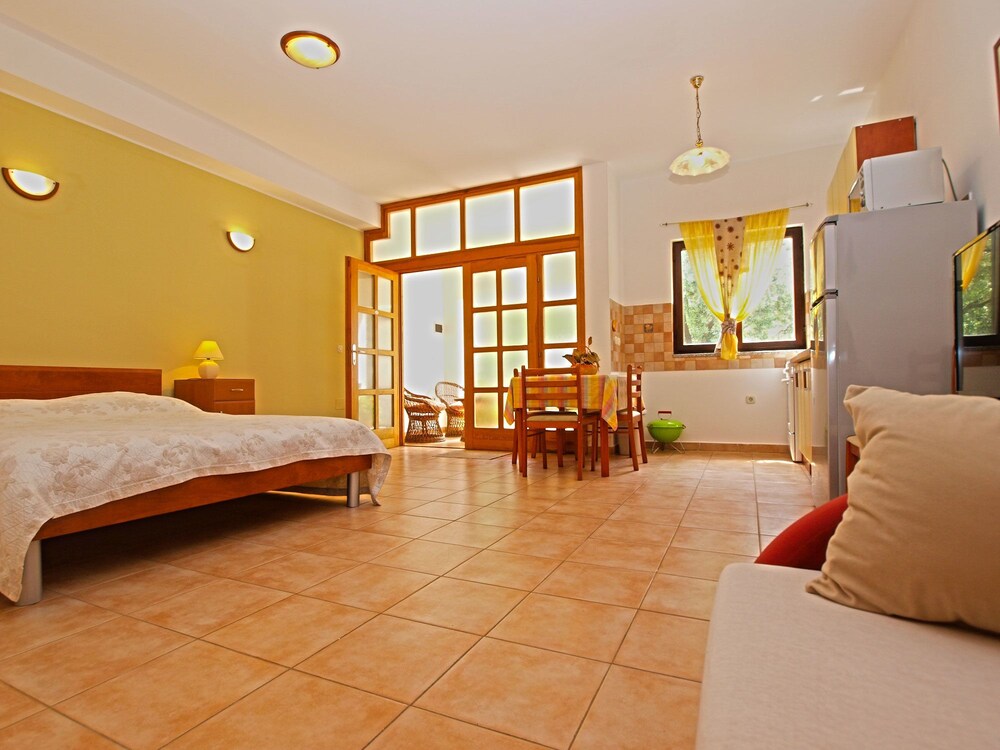 Apartments Milio 1105