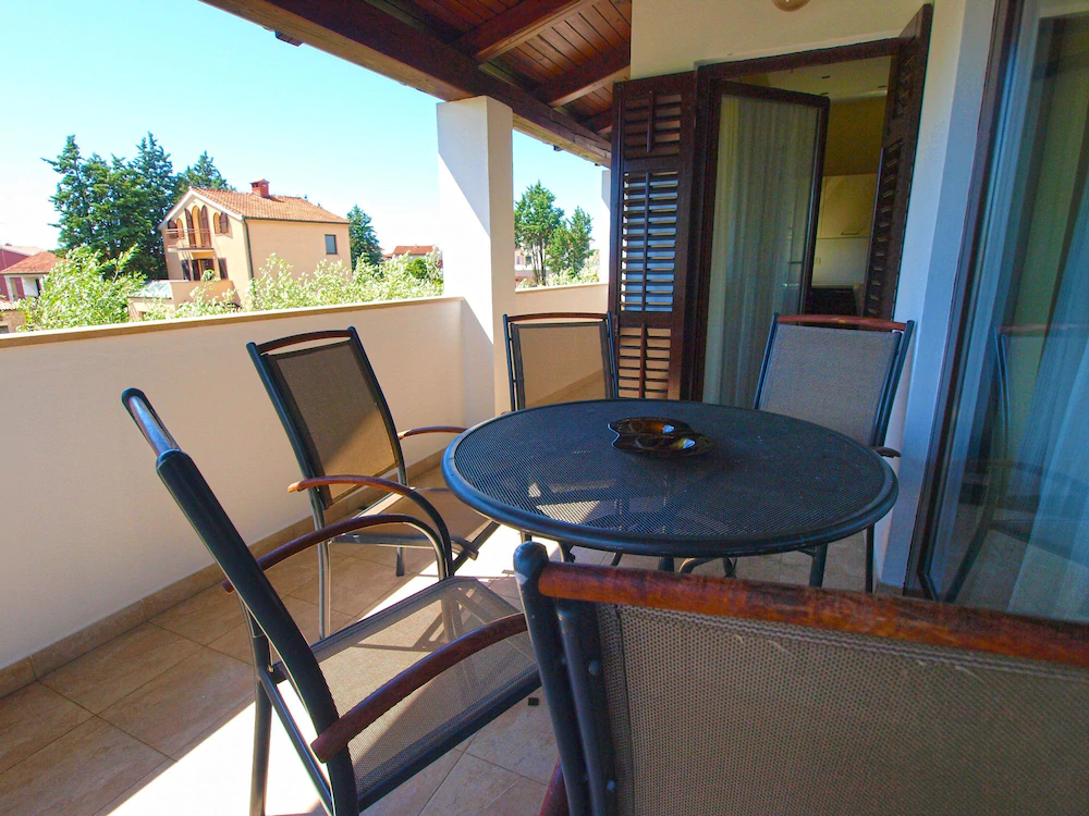 Apartments Milio 1105