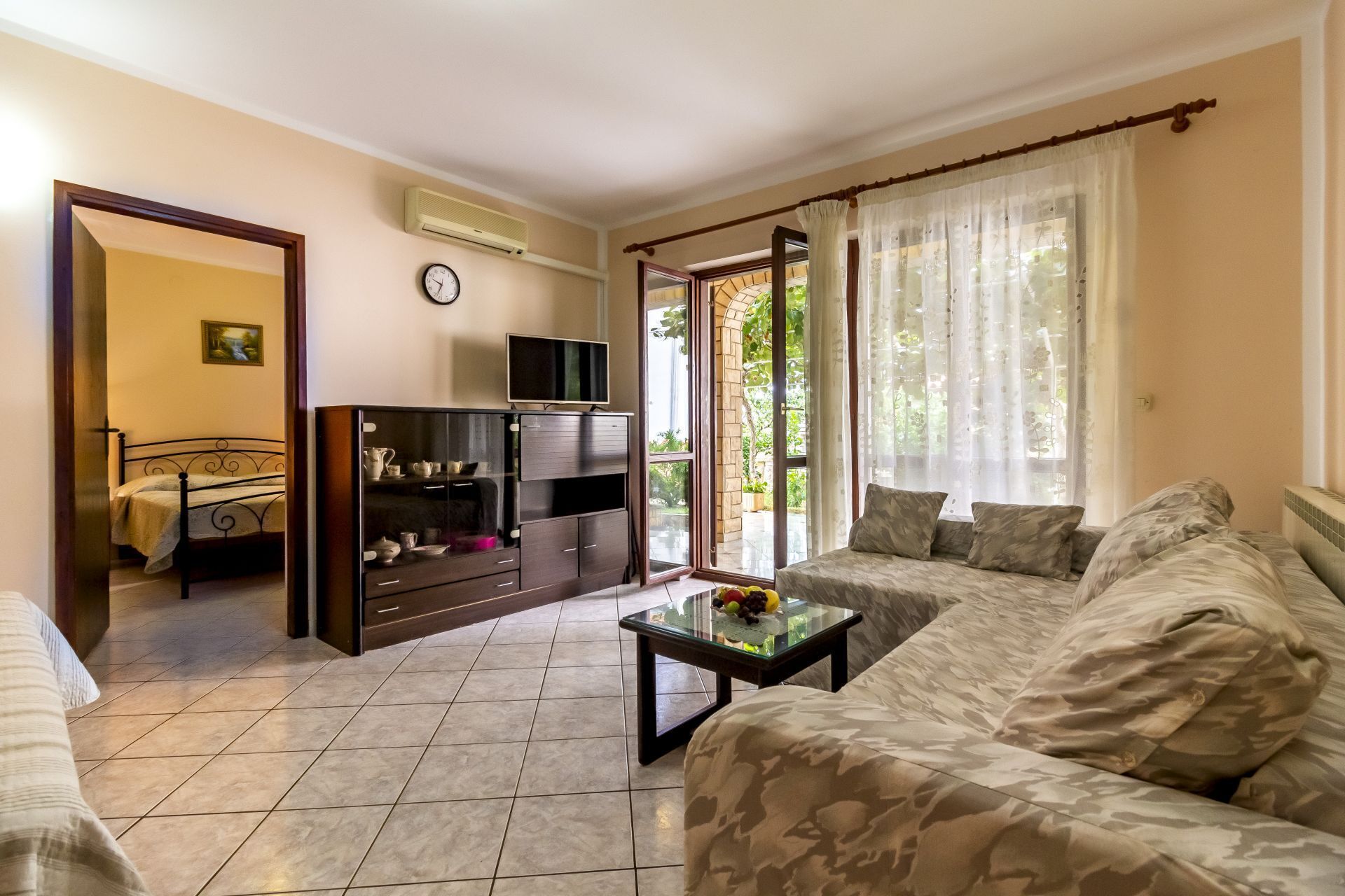 Apartments Mir
