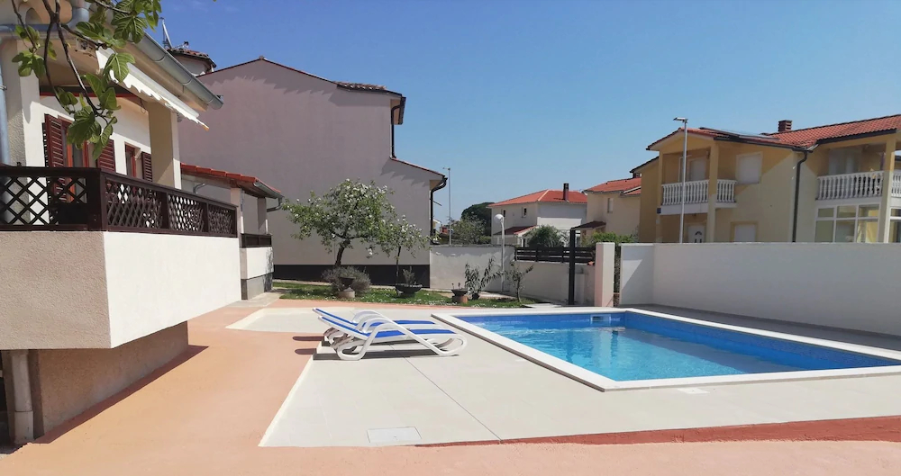 Apartments Rudez