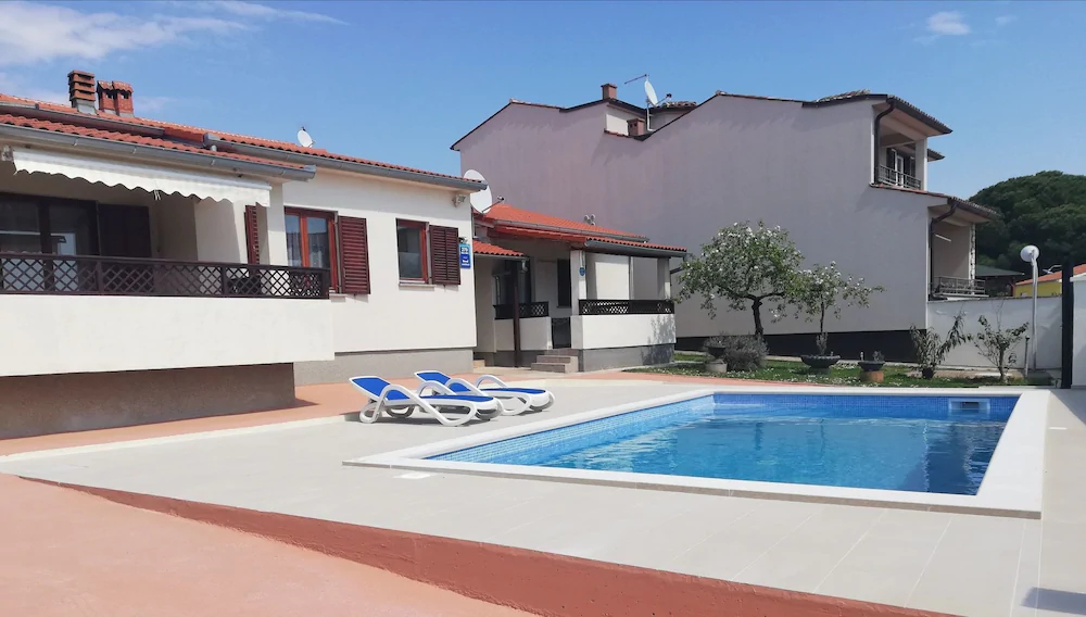 Apartments Rudez
