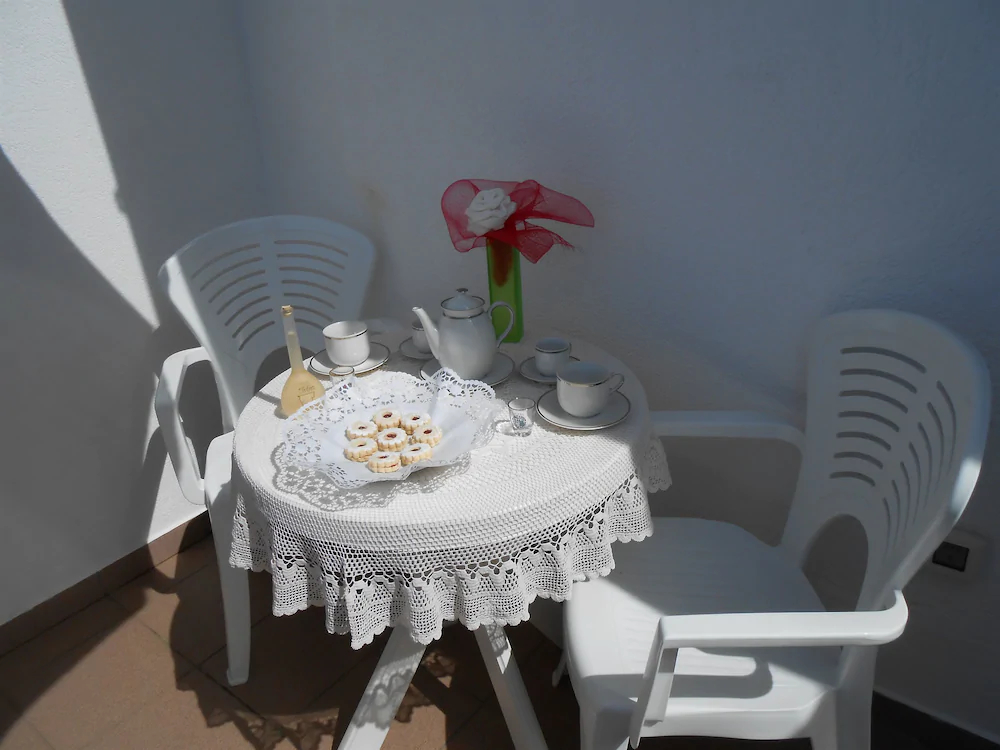 Apartments Snjezana