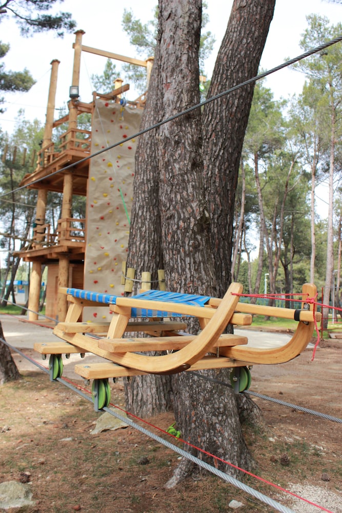 Bi Village Mobile Homes by Happy Camp