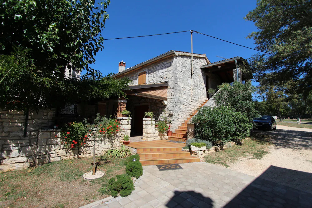 Apartments Bertetic