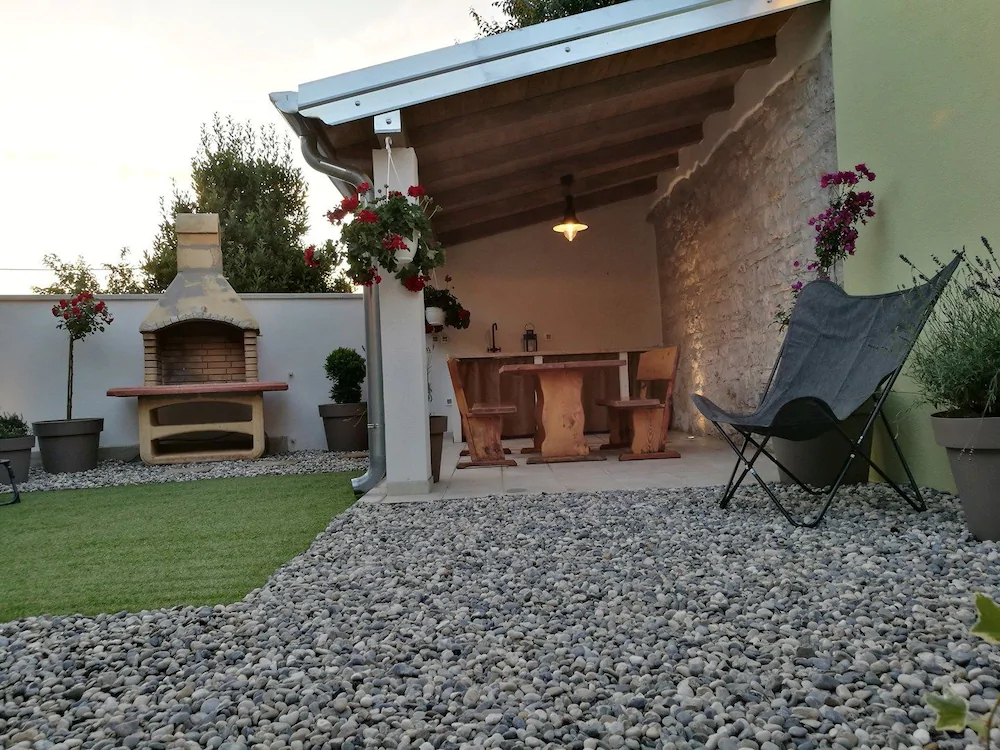 Holiday Home Ana Bubani