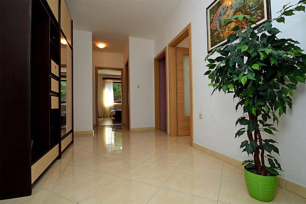 Apartments House Adrijana