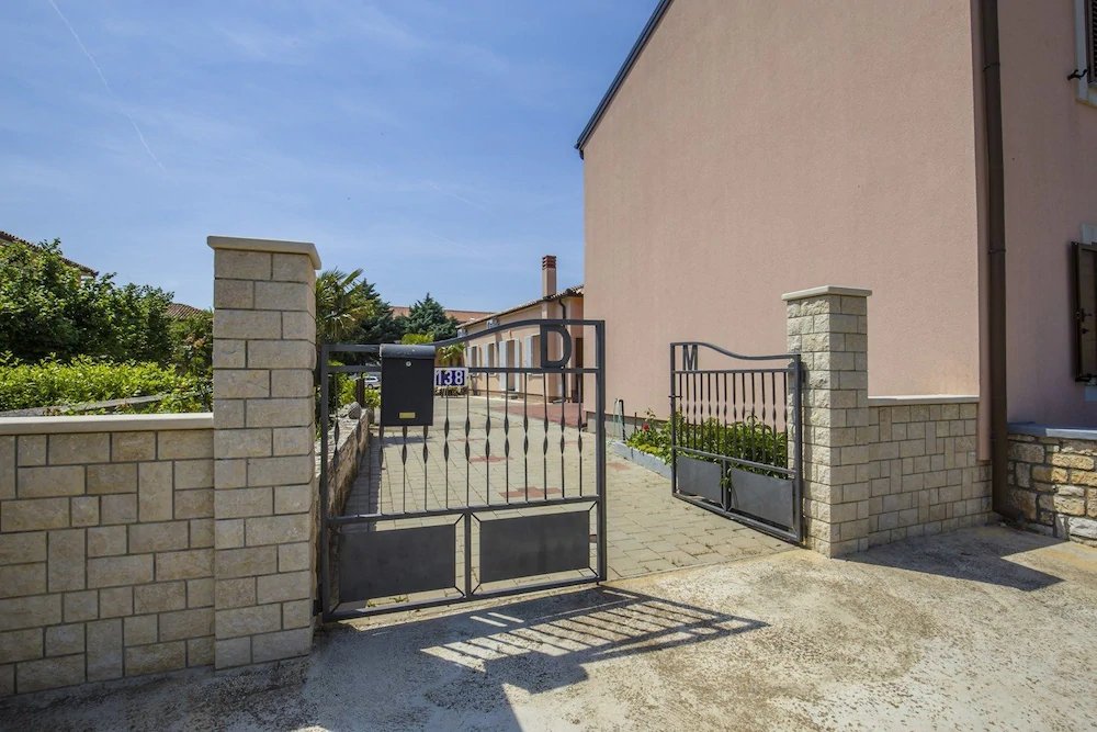 Apartments Zazah