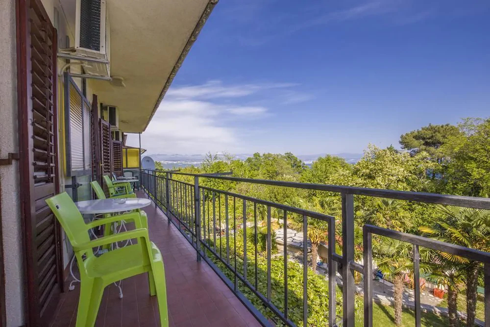 Apartments & Rooms Ribaric