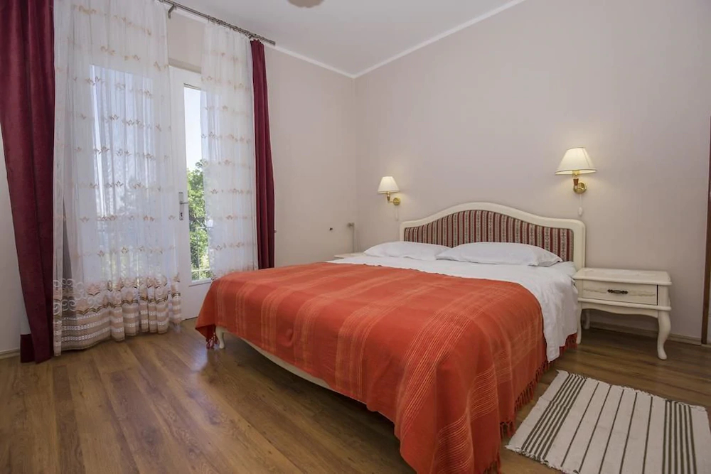 Apartments & Rooms Ribaric