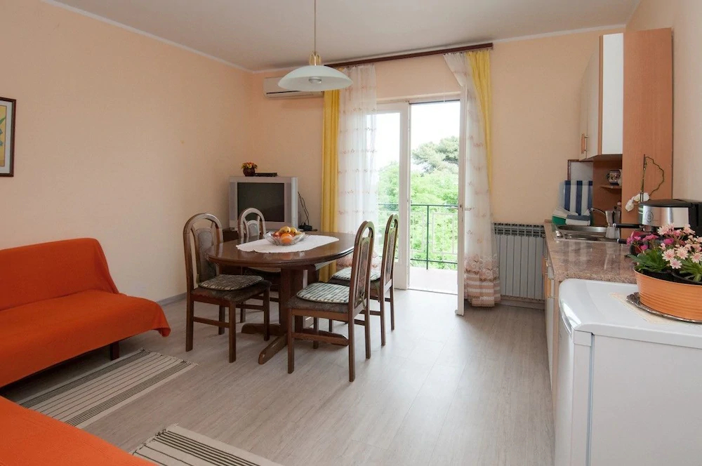 Apartments & Rooms Ribaric
