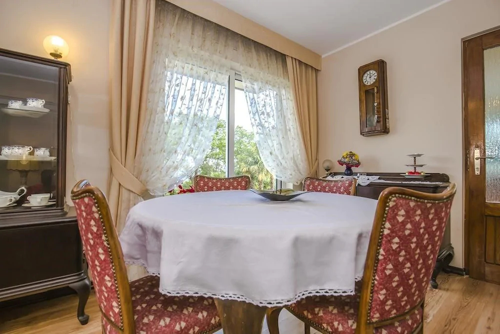 Apartments & Rooms Ribaric