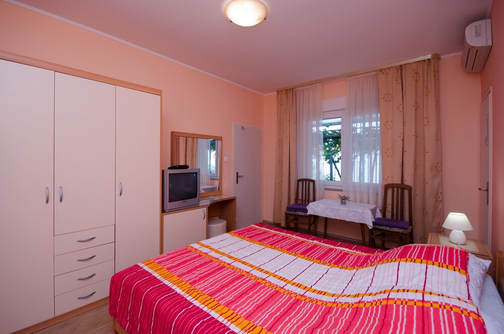 Rooms Mirjana