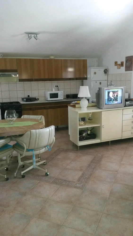 House Marlu