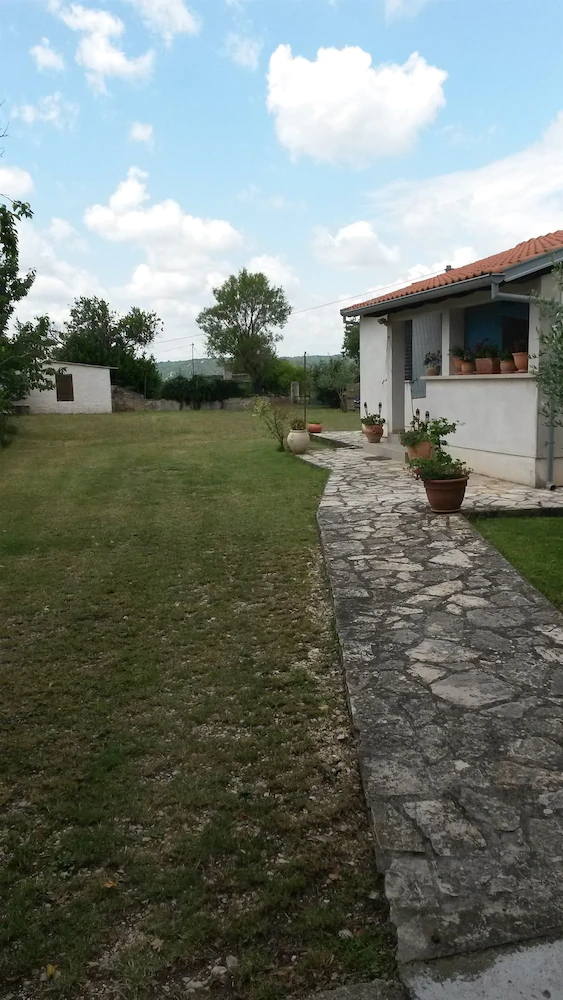 House Marlu