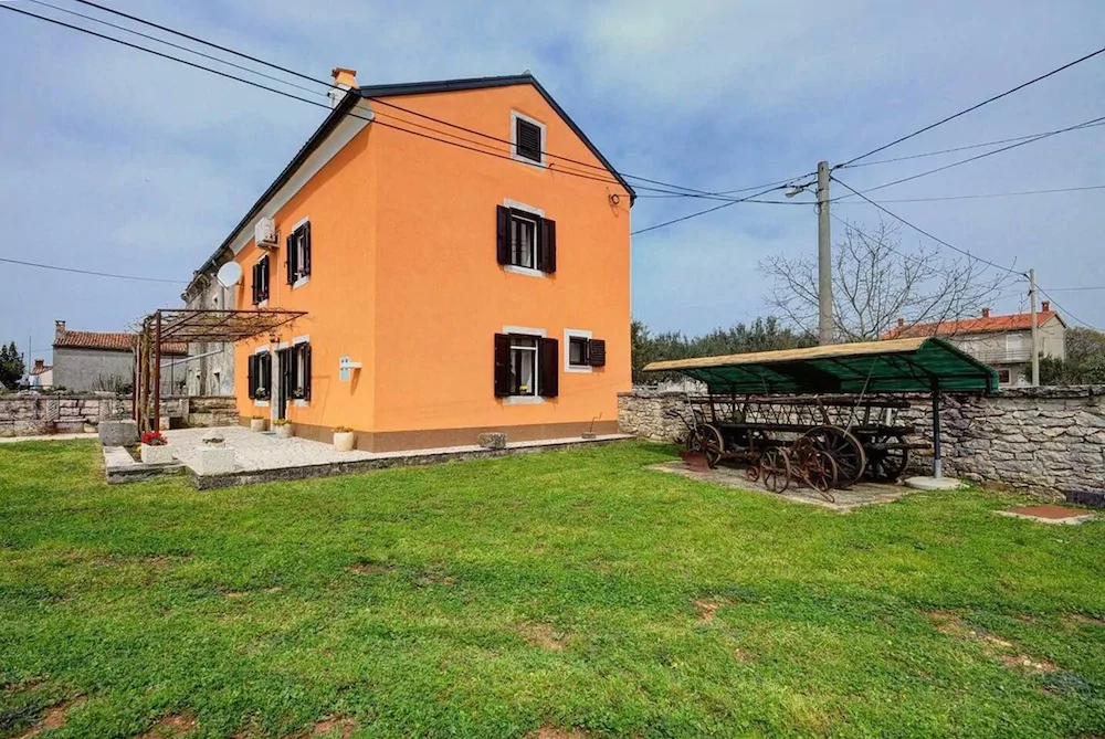 House Murva