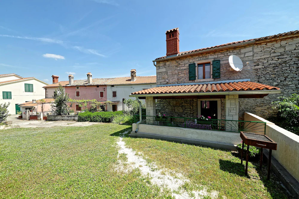 House Percan Ivica