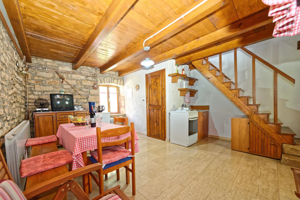 House Percan Ivica