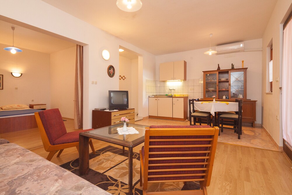 Apartment Milorad 324